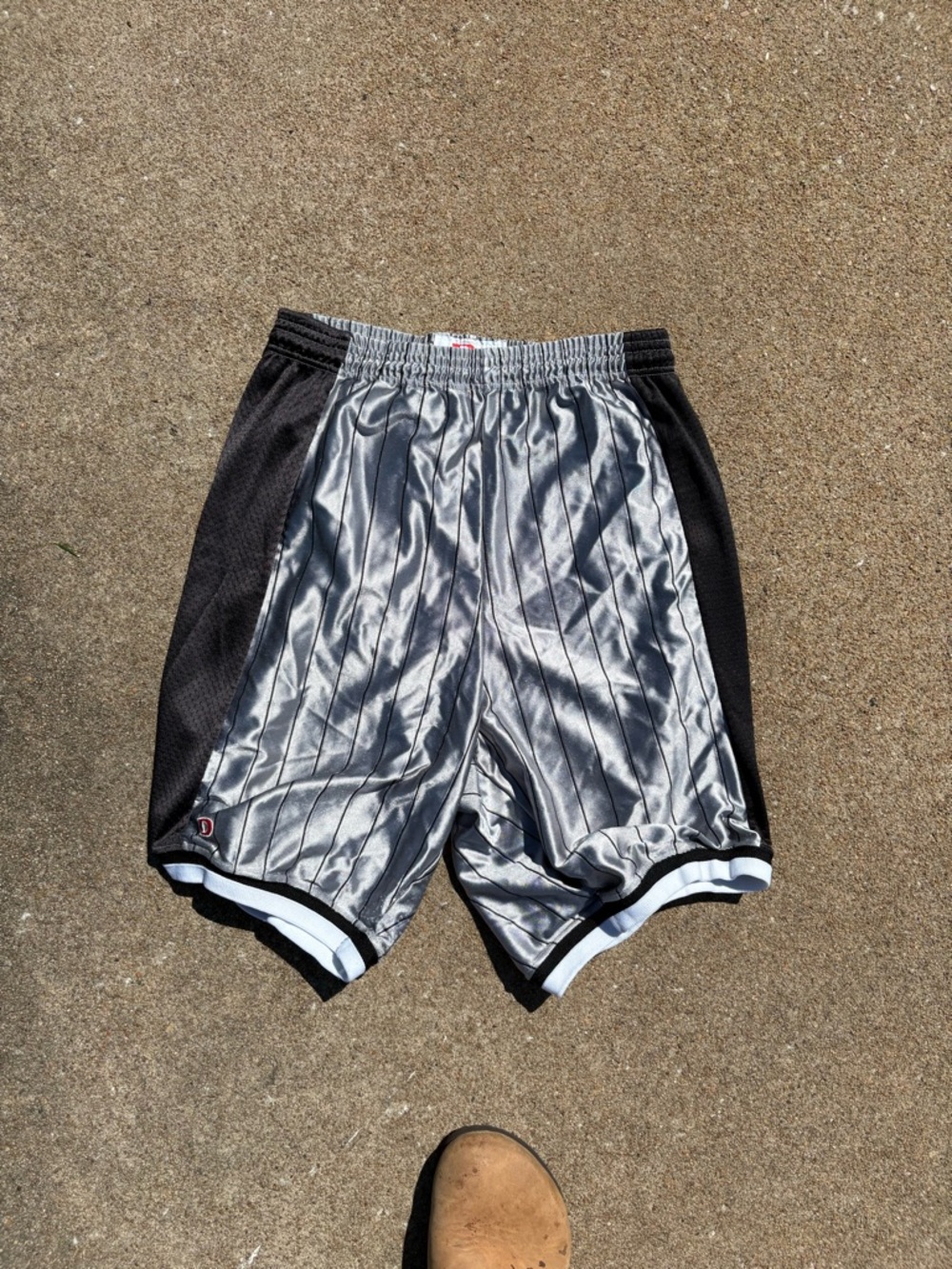 Dodger Made in USA 90s grey and black shorts